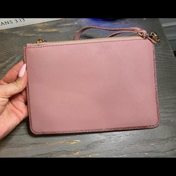 Kate Spade ♠️ muted pink wristlet. - Picture 3 of 7
